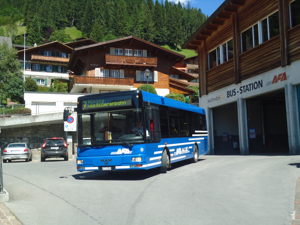 (140'985) - AFA Adelboden - Nr. 55/BE 611'055 - MAN/G�ppel am 1. August 2012 beim Autobahnhof Adelboden