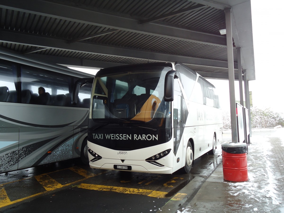 (142'334) - Weissen, Raron - VS 388'198 - Viseon am 8. Dezember 2012 in Pratteln, Autobahnrastst�tte