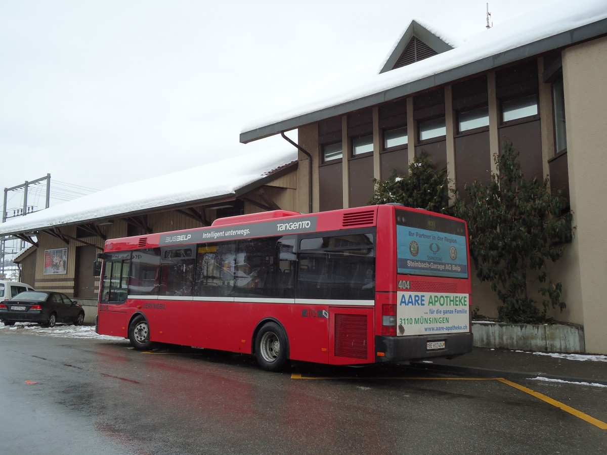 (142'456) - Bernmobil, Bern - Nr. 404/BE 612'404 - MAN/G�ppel am 10. Dezember 2012 beim Bahnhof Konolfingen