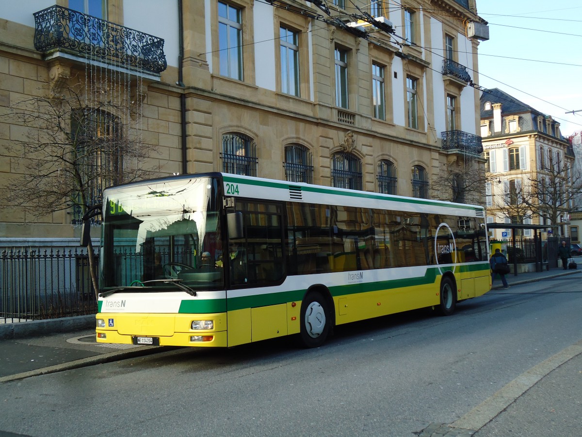 (142'730) - transN, La Chaux-de-Fonds - Nr. 204/NE 114'204 - MAN (ex TN Neuch�tel Nr. 204) am 29. Dezember 2012 in Neuch�tel, Place Pury