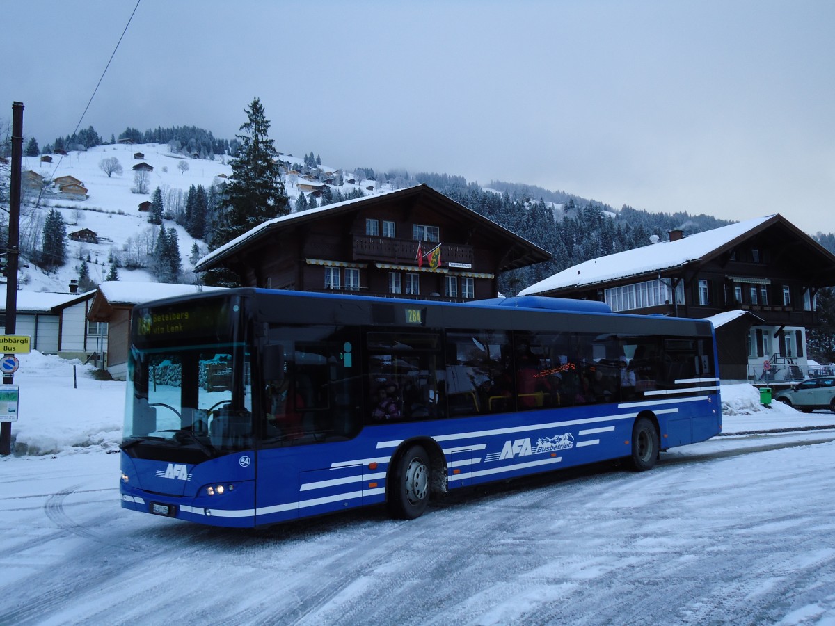 (142'890) - AFA Adelboden - Nr. 54/BE 611'056 - Neoplan (ex VBZ Z�rich Nr. 243) am 2. Januar 2013 beim Bahnhof Lenk
