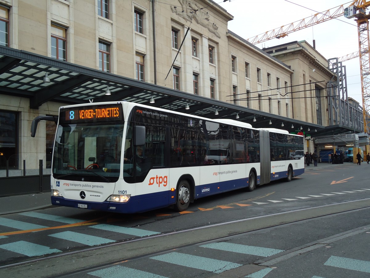(143'351) - TPG Gen�ve - Nr. 1101/GE 960'851 - Mercedes am 22. Februar 2013 beim Bahnhof Gen�ve