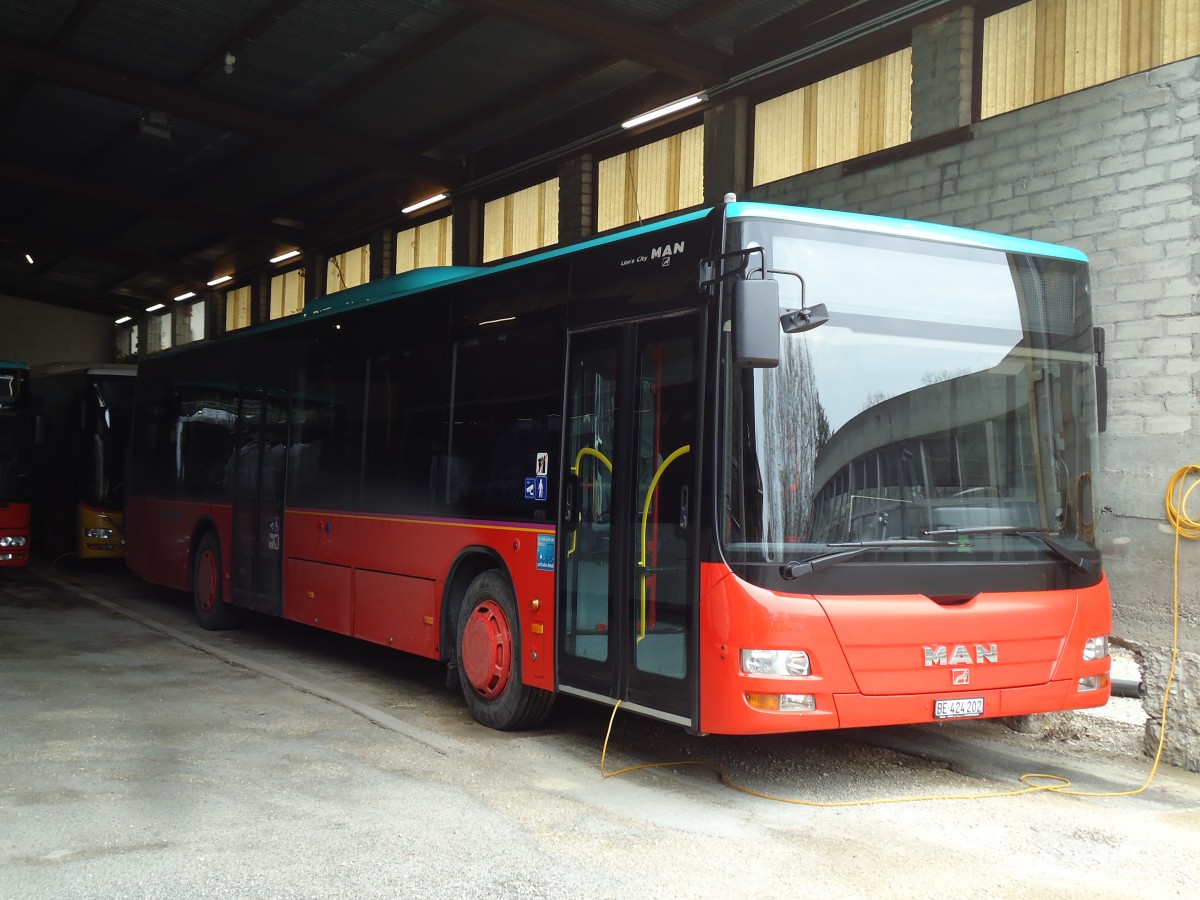 (143'513) - Funi-Car, Biel - Nr. 2/BE 424'202 - MAN am 23. M�rz 2013 in Biel, Garage