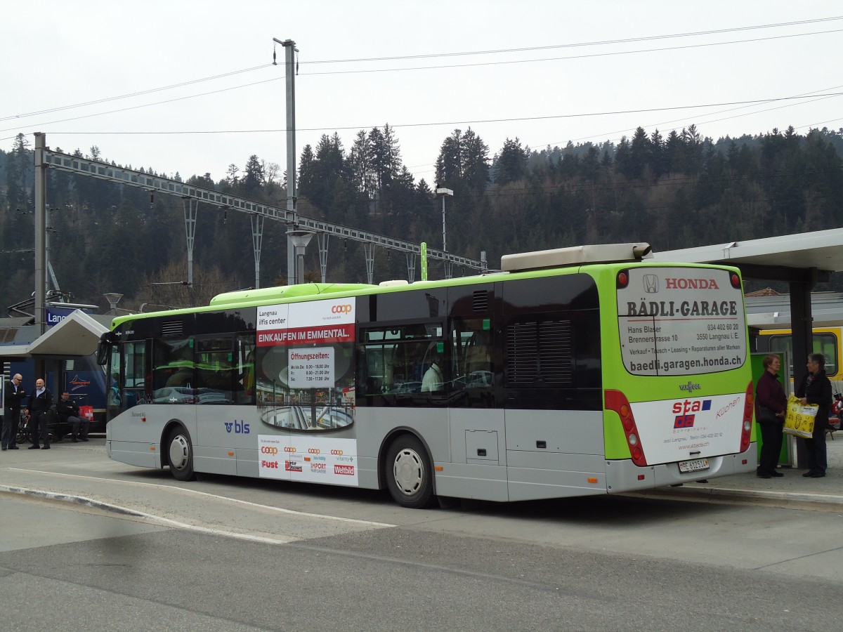 (143'572) - Busland, Burgdorf - Nr. 18/BE 612'514 - Van Hool am 23. M�rz 2013 beim Bahnhof Langnau
