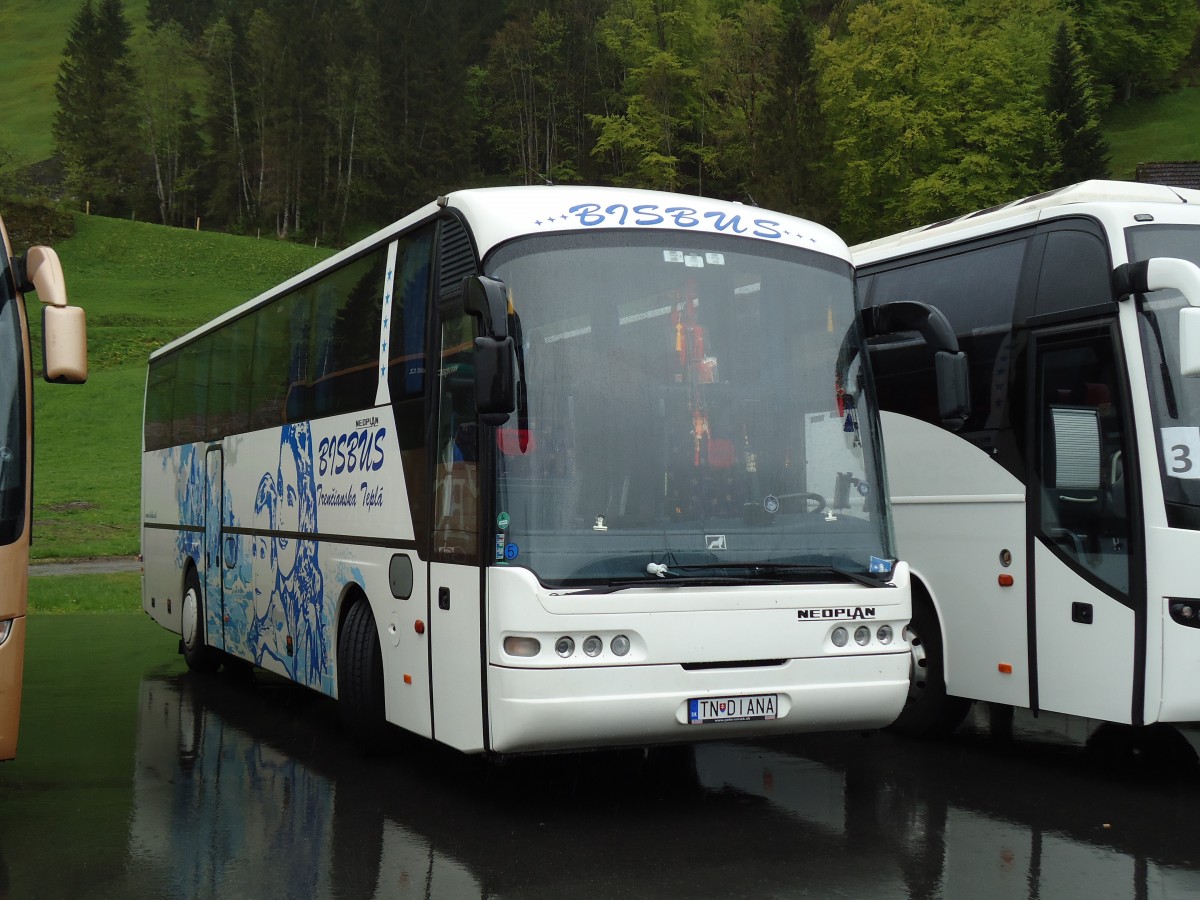 (144'224) - Aus der Slowakei: Bisbus, Trenc�n - TN-DIANA - Neoplan am 19. Mai 2013 in Engelberg, Titlisbahnen