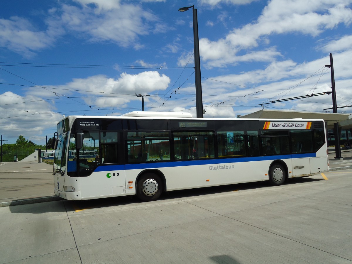 (144'417) - Maag, Kloten - Nr. 30/ZH 590'930 - Mercedes am 20. Mai 2013 beim Bahnhof Z�rich-Stettbach