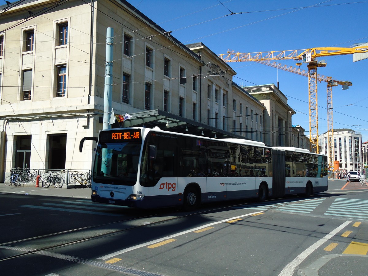 (144'718) - TPG Gen�ve - Nr. 148/GE 960'532 - Mercedes am 27. Mai 2013 beim Bahnhof Gen�ve