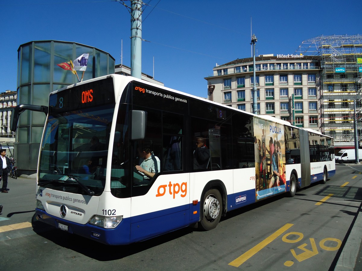 (144'722) - TPG Gen�ve - Nr. 1102/GE 960'852 - Mercedes am 27. Mai 2013 beim Bahnhof Gen�ve