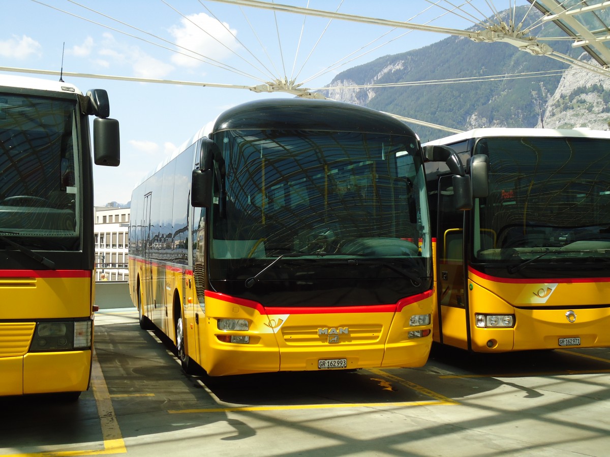 (145'188) - PostAuto Graub�nden - GR 162'993 - MAN am 17. Juni 2013 in Chur, Postautostation