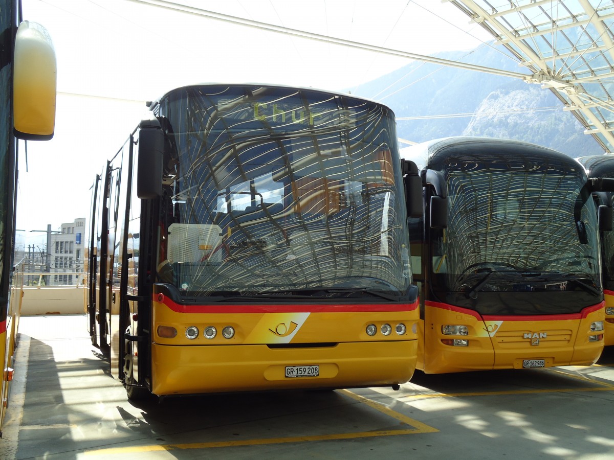 (145'269) - PostAuto Graub�nden - GR 159'208 - Neoplan (ex P 25'083) am 17. Juni 2013 in Chur, Postautostation