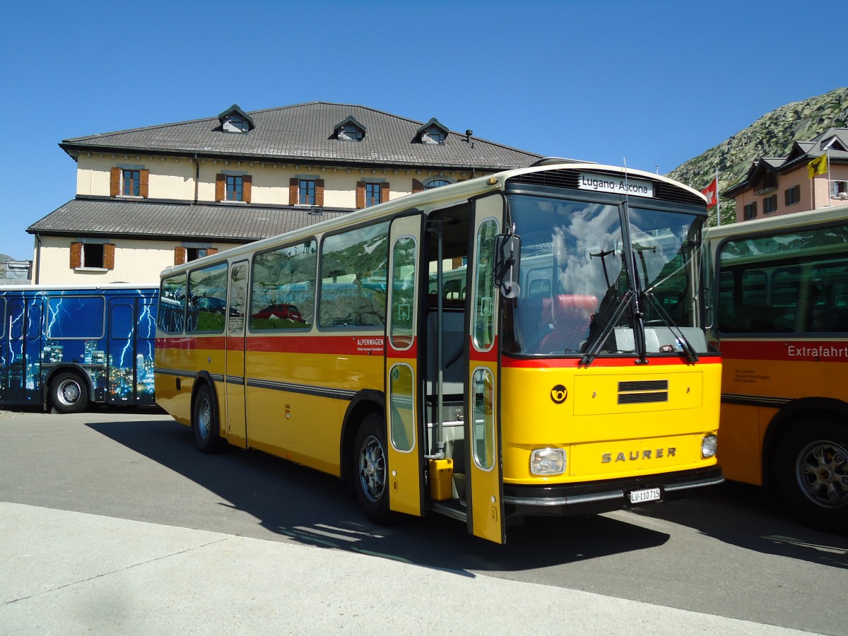 (145'837) - Amstein, Willisau - LU 110'715 - Saurer/T�scher (ex Allemann, Niederbipp; ex Semadeni, Poschiavo; ex Kasper, Poschiavo; ex PostAuto Graub�nden; ex P 24'285) am 20. Juli 2013 in Gotthard, Passh�he