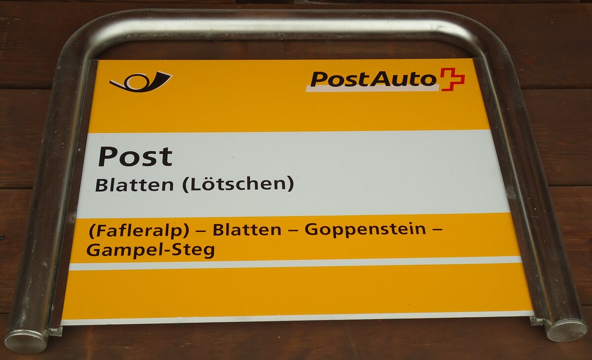 (146'257) - PostAuto-Haltestellenschild - Blatten (L�tschen), Post - am 5. August 2013