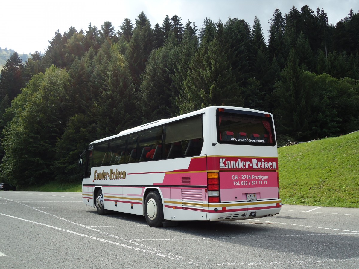 (146'505) - Kander-Reisen, Frutigen - Nr. 7/BE 63'041 - Neoplan am 26. August 2013 in Mol�son-sur-Gruy�res, Funiculaire