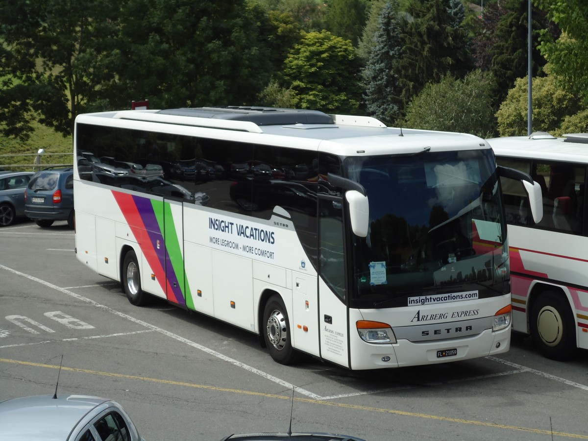 (146'521) - Aus Liechtenstein: Arlberg Express, Schaanwald - FL 21'059 - Setra am 26. August 2013 in Gruy�res, Gruy�res-Ville