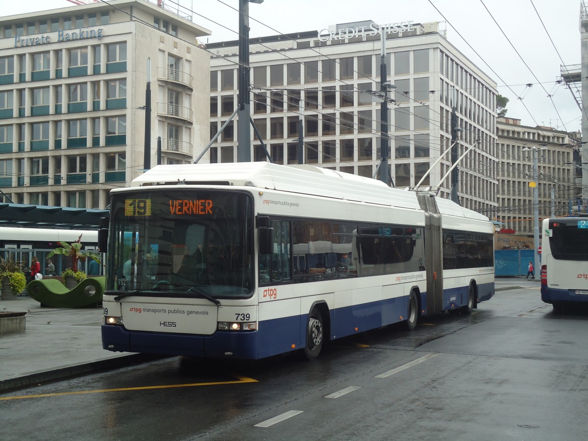 (147'188) - TPG Gen�ve - Nr. 739 - Hess/Hess Gelenktrolleybus am 16. September 2013 in Gen�ve, Bel-Air