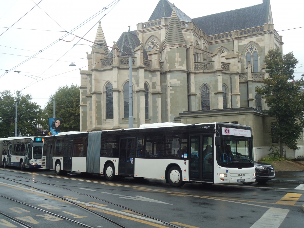 (147'197) - Aus Frankreich: TAC Annemasse - Nr. 704/CW 322 QQ - MAN am 16. September 2013 beim Bahnhof Gen�ve