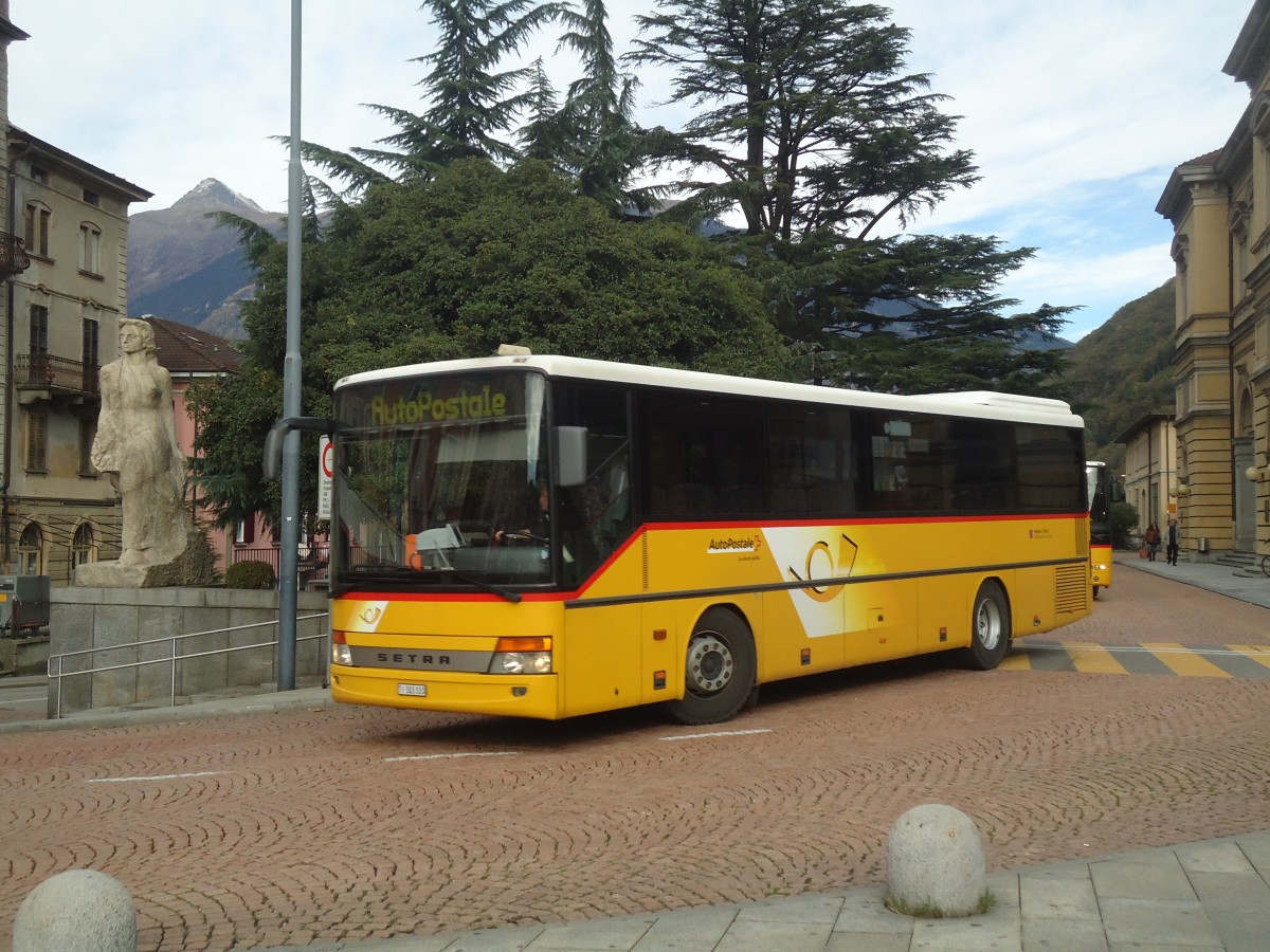 (147'657) - Marchetti, Airolo - Nr. 5/TI 303'333 - Setra am 5. November 2013 beim Bahnhof Bellinzona