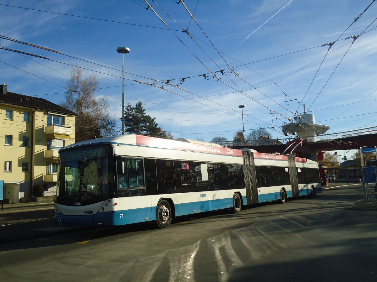 (148'267) - VBZ Z�rich - Nr. 71 - Hess/Hess Doppelgelenktrolleybus am 9. Dezember 2013 in Z�rich, Bucheggplatz