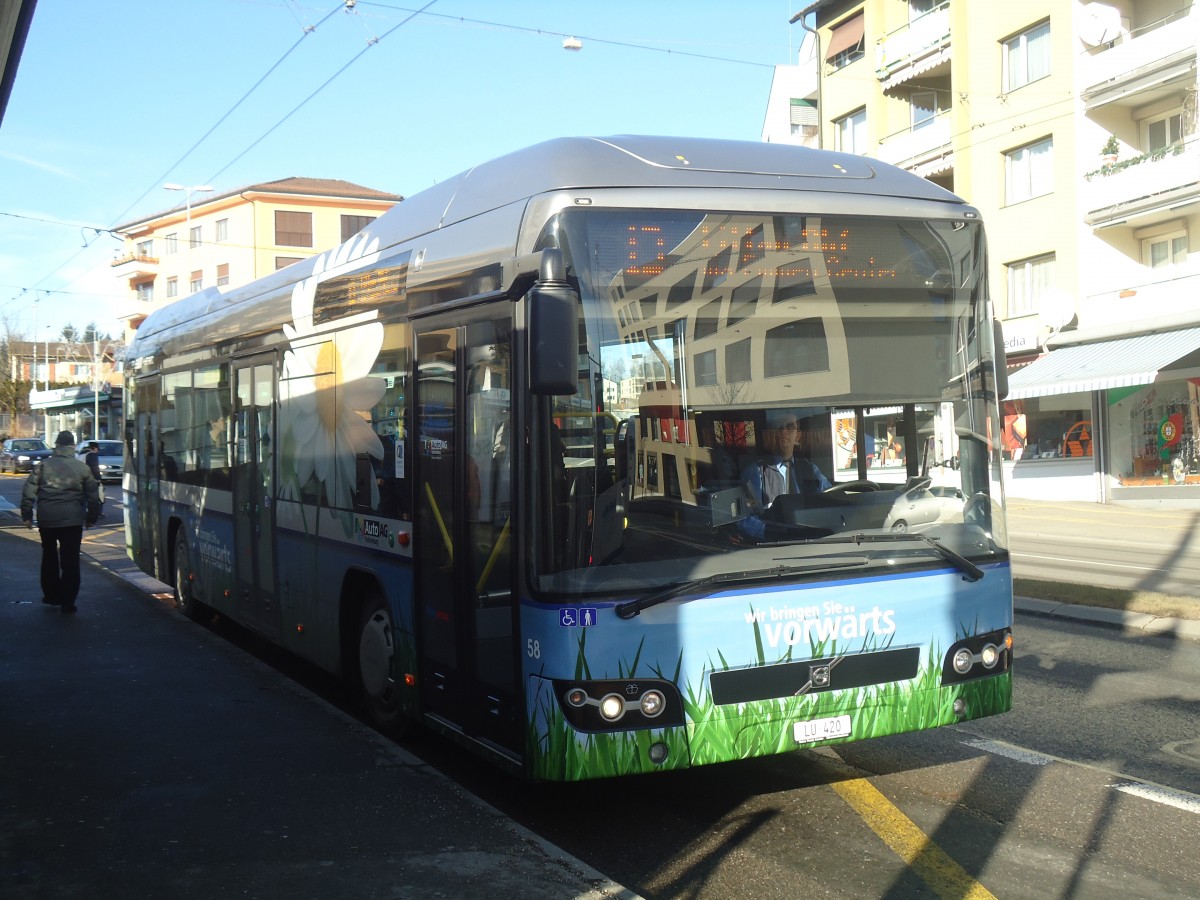 (148'542) - AAGR Rothenburg - Nr. 58/LU 420 - Volvo am 27. Dezember 2013 in Emmenbr�cke, Sprengi