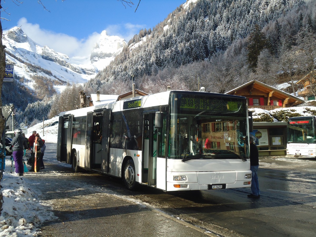 (148'576) - Buchard, Leytron - Nr. 95/VS 84'255 - MAN (ex TN Neuch�tel Nr. 221) am 29. Dezember 2013 in Ovronnaz, La Crois�e