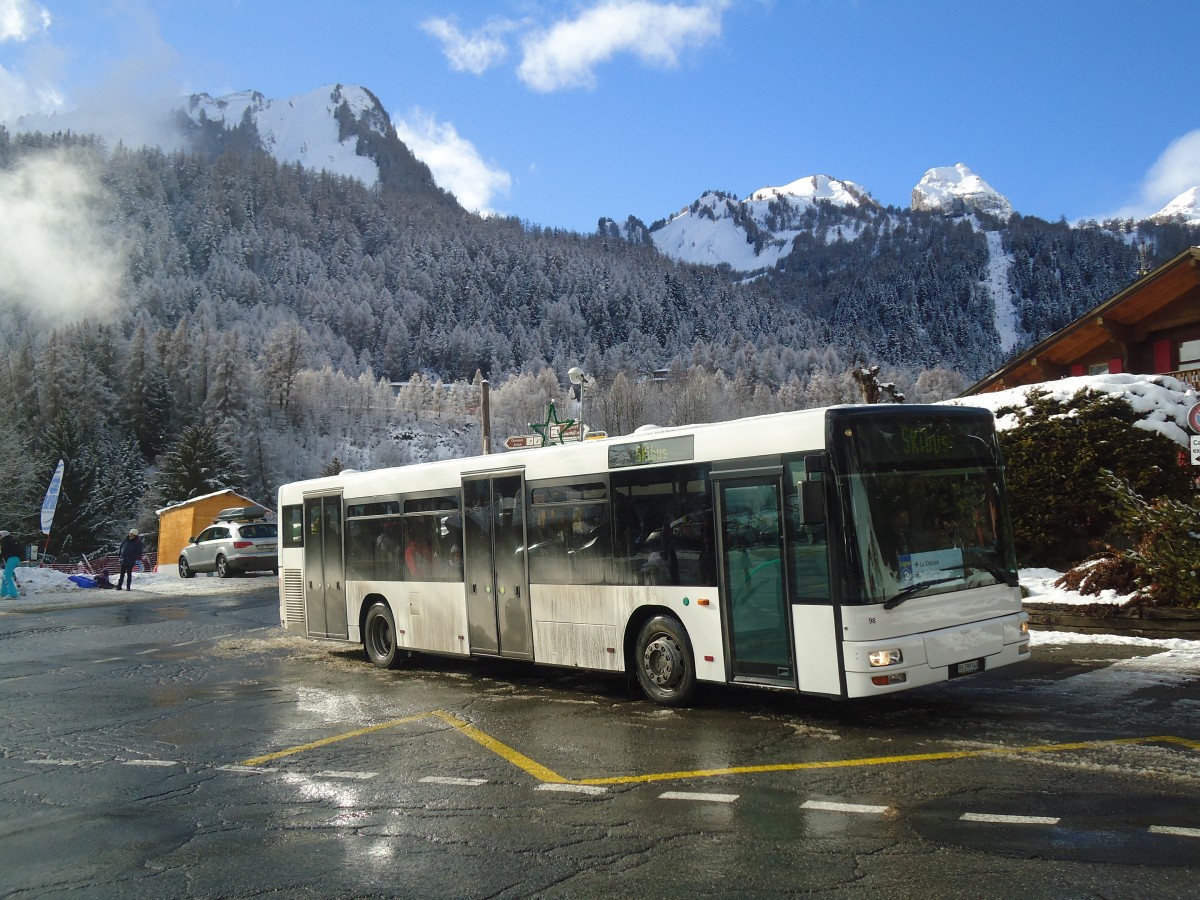 (148'577) - Buchard, Leytron - Nr. 98/VS 299'140 - MAN (ex TN Neuch�tel Nr. 222) am 29. Dezember 2013 in Ovronnaz, La Crois�e