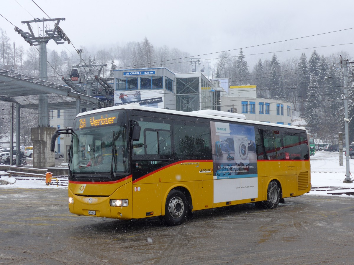 (148'697) - TMR Martigny - Nr. 137/VS 6612 - Irisbus am 2. Februar 2014 beim Bahnhof Le Ch�ble