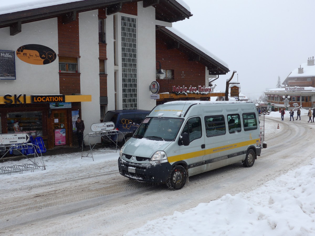 (148'720) - TVB Verbier - VS 302'239 - Renault am 2. Februar 2014 in Verbier, M�dran
