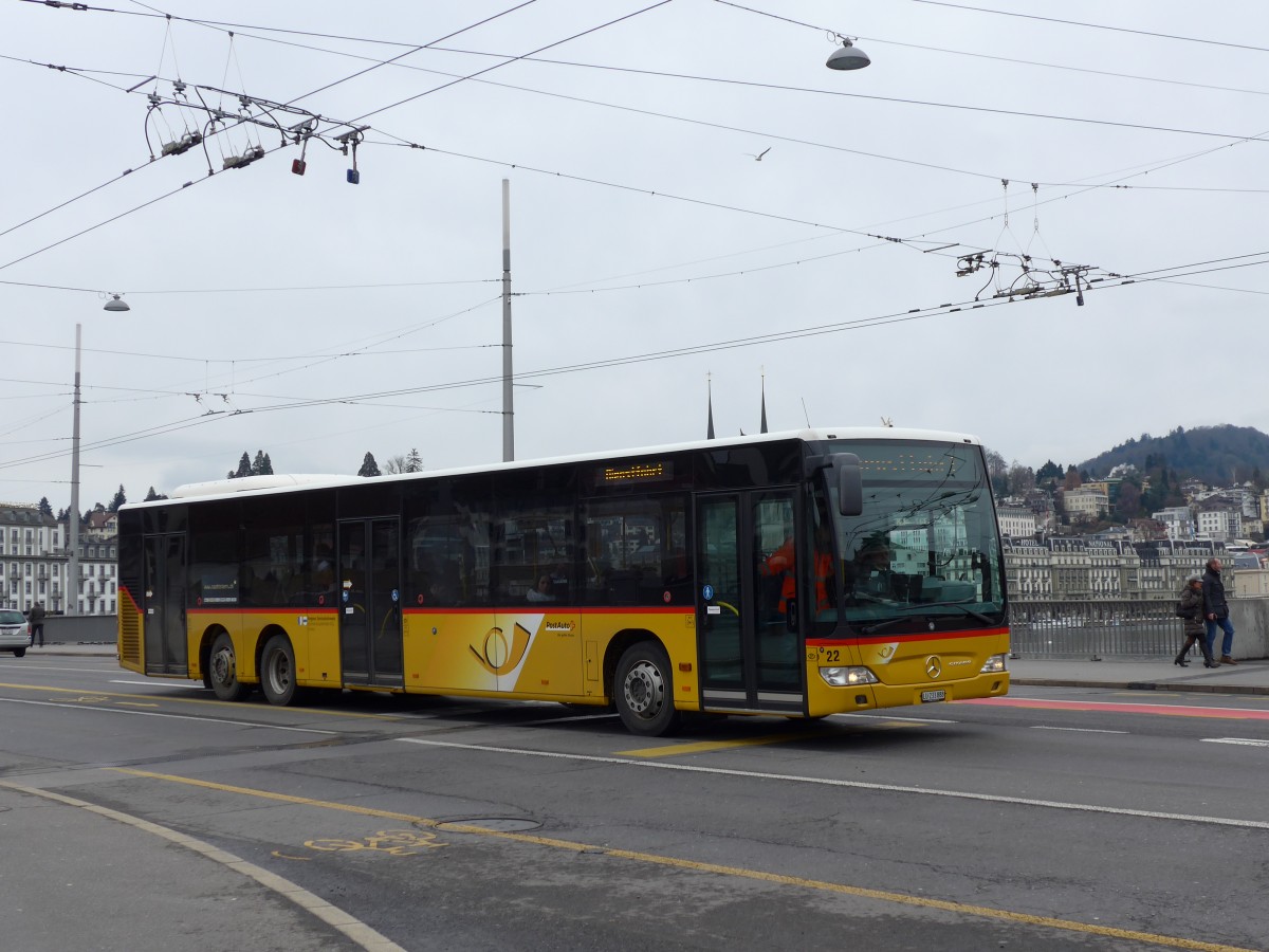 (148'941) - Bucheli, Kriens - Nr. 22/LU 233'888 - Mercedes am 16. Februar 2014 in Luzern, Bahnhofbr�cke
