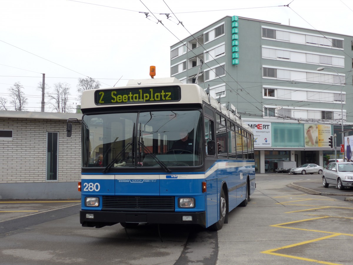 (148'976) - VBL Luzern - Nr. 280 - NAW/R&J-Hess Trolleybus am 16. Februar 2014 in Emmenbr�cke, Centralplatz
