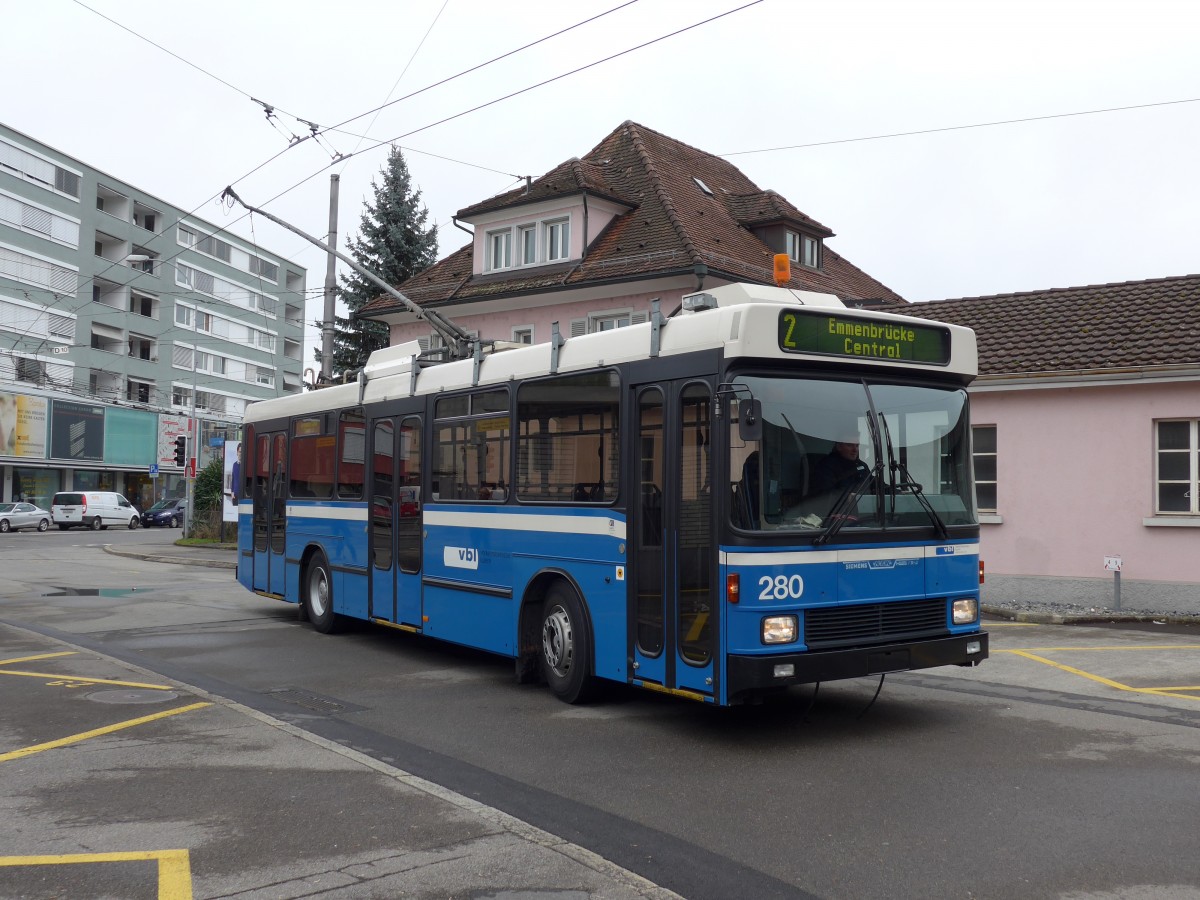 (148'977) - VBL Luzern - Nr. 280 - NAW/R&J-Hess Trolleybus am 16. Februar 2014 in Emmenbr�cke, Centralplatz