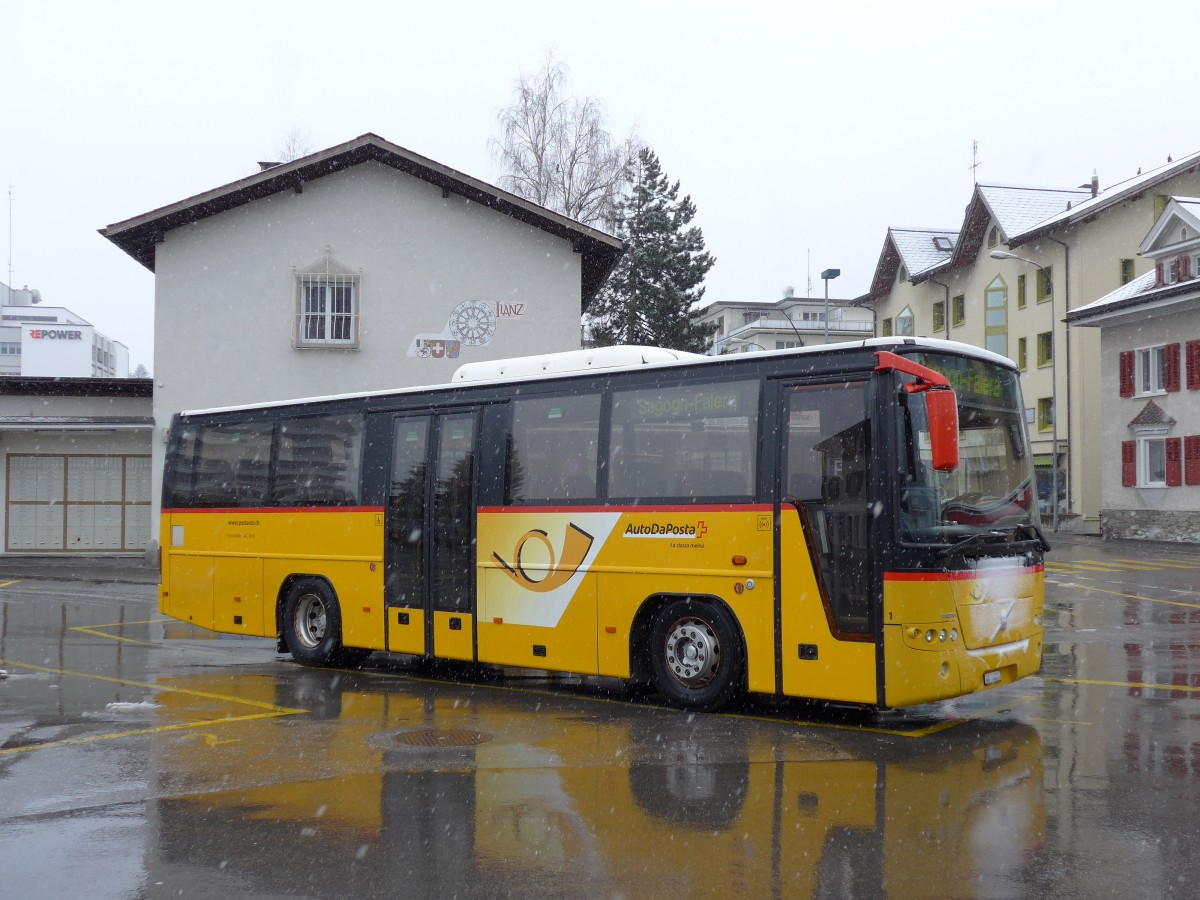(149'054) - Fontana, Ilanz - Nr. 1/GR 74'221 - Volvo am 1. M�rz 2014 beim Bahnhof Ilanz