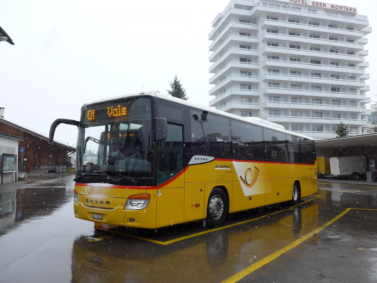 (149'064) - Fontana, Ilanz - Nr. 7/GR 79'029 - Setra am 1. M�rz 2014 beim Bahnhof Ilanz