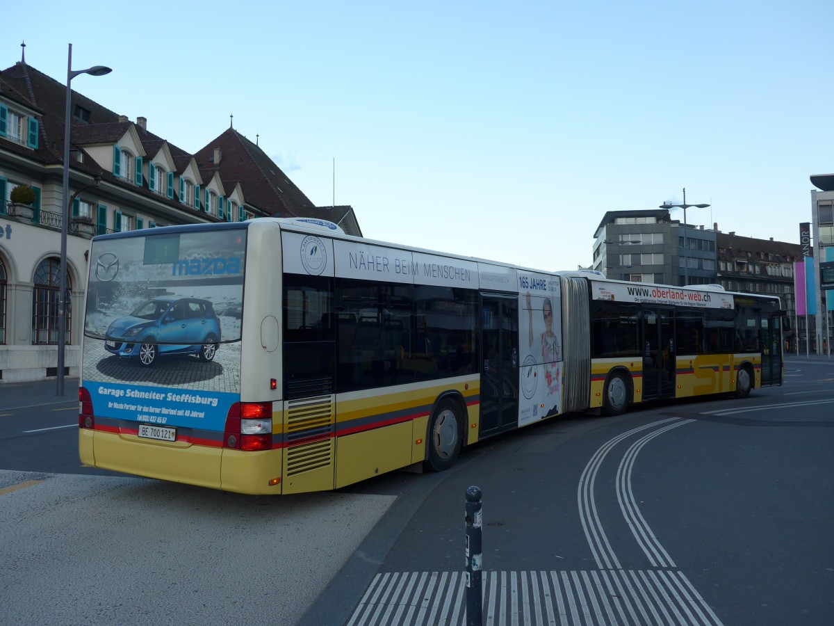 (149'178) - STI Thun - Nr. 121/BE 700'121 - MAN am 9. M�rz 2014 beim Bahnhof Thun