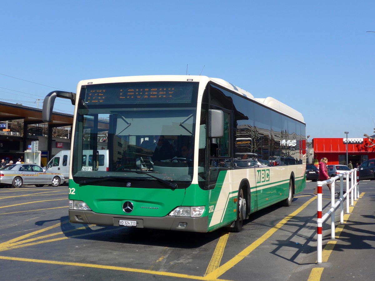 (149'239) - MBC Morges - Nr. 202/VD 324'310 - Mercedes am 9. M�rz 2014 beim Bahnhof Morges