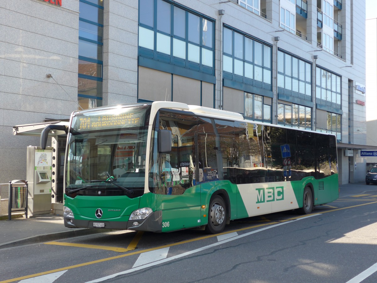 (149'241) - MBC Morges - Nr. 306/VD 557'408 - Mercedes am 9. M�rz 2014 beim Bahnhof Morges