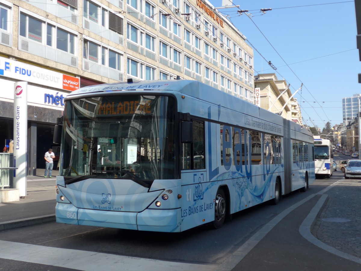 (149'259) - TL Lausanne - Nr. 860 - Hess/Hess Gelenktrolleybus am 9. M�rz 2014 beim Bahnhof Lausanne