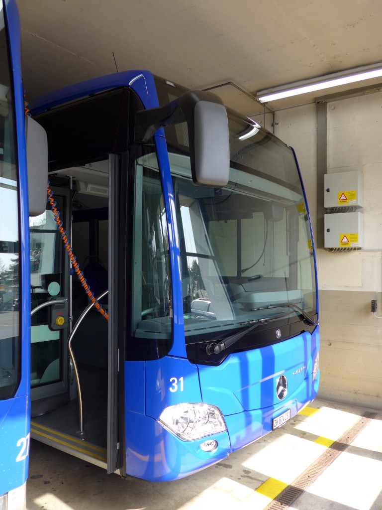 (149'520) - VZO Gr�ningen - Nr. 31/ZH 874'231 - Mercedes am 31. M�rz 2014 in Gr�ningen, Depot (Teilaufnahme)
