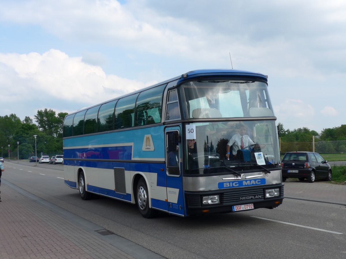 (150'483) - McDonald's, M�nchen (Auw�rter) - DGF 0792 - Neoplan am 26. April 2014 in Speyer, Technik-Museum
