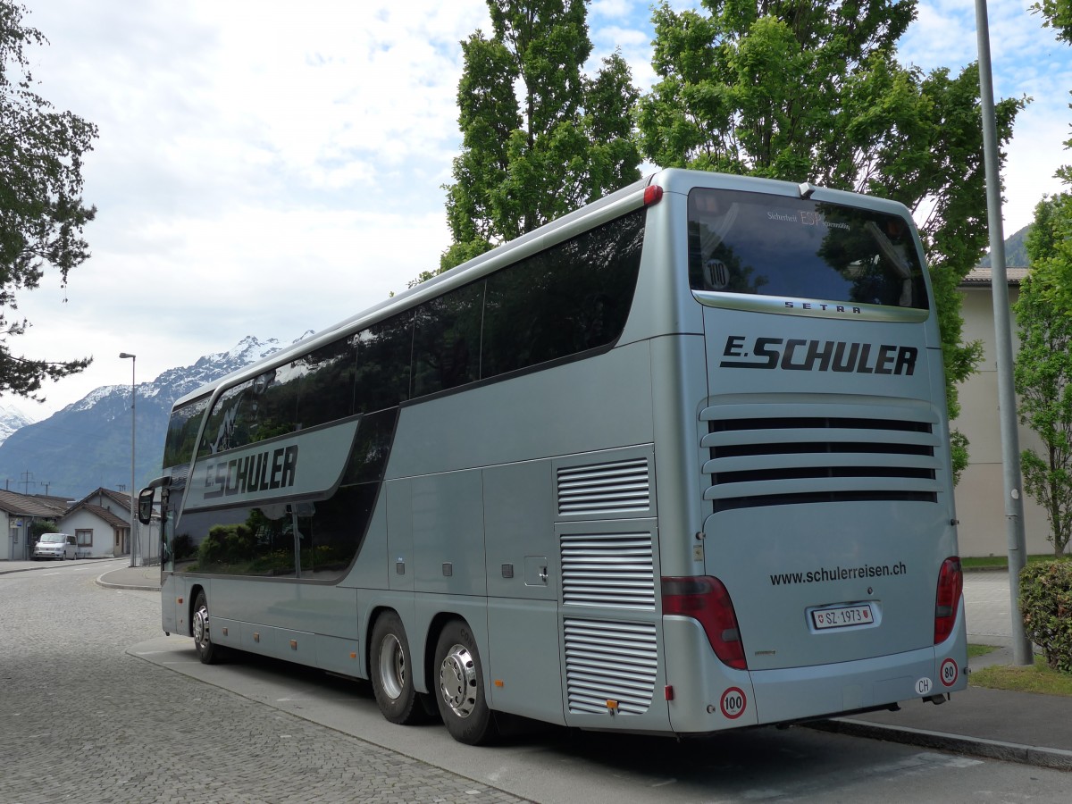 (150'559) - Schuler, Feusisberg - SZ 1973 - Setra am 10. Mai 2014 beim Bahnhof Fl�elen