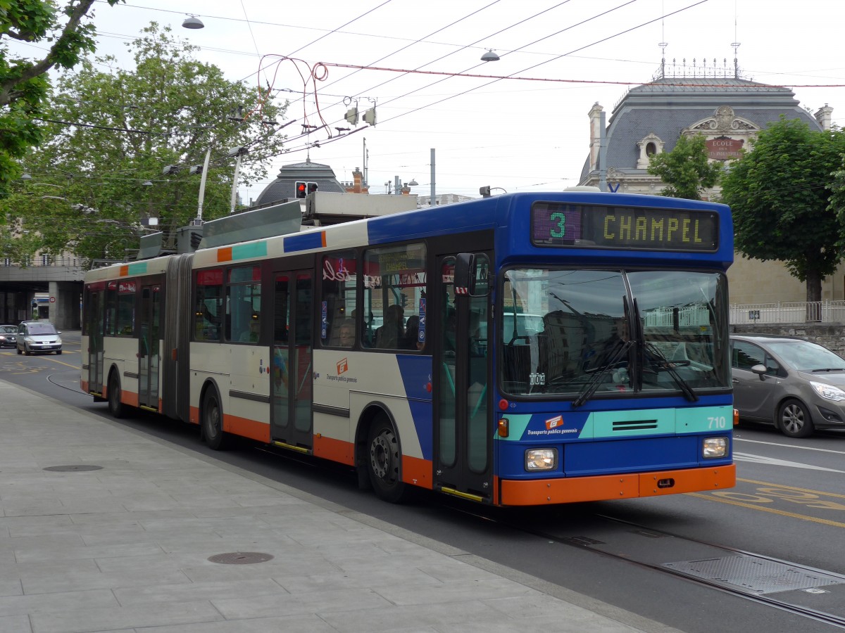(150'783) - TPG Gen�ve - Nr. 710 - NAW/Hess Gelenktrolleybus am 26. Mai 2014 in Gen�ve, Place des Vingt-Deux-Cantons