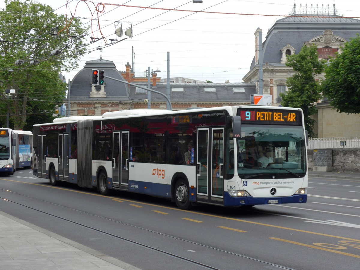 (150'800) - TPG Gen�ve - Nr. 164/GE 960'548 - Mercedes am 26. Mai 2014 in Gen�ve, Place des Vingt-Deux-Cantons