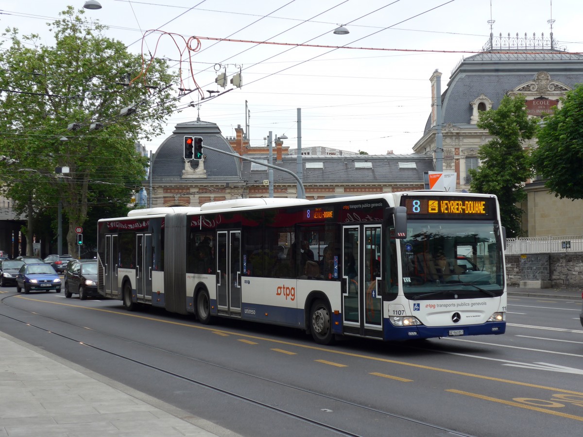 (150'816) - TPG Gen�ve - Nr. 1107/GE 960'857 - Mercedes am 26. Mai 2014 in Gen�ve, Place des Vingt-Deux-Cantons