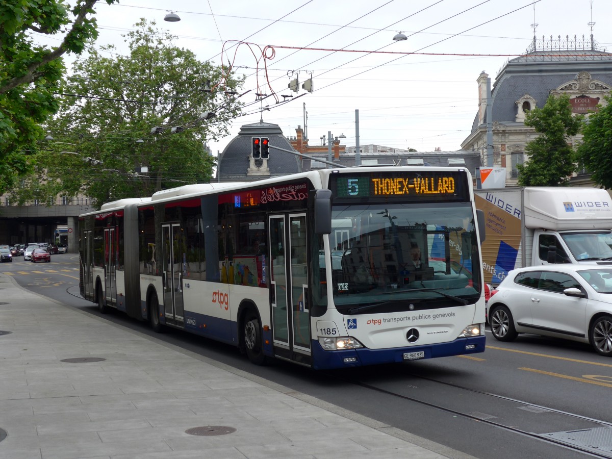 (150'822) - TPG Gen�ve - Nr. 1185/GE 960'935 - Mercedes am 26. Mai 2014 in Gen�ve, Place des Vingt-Deux-Cantons