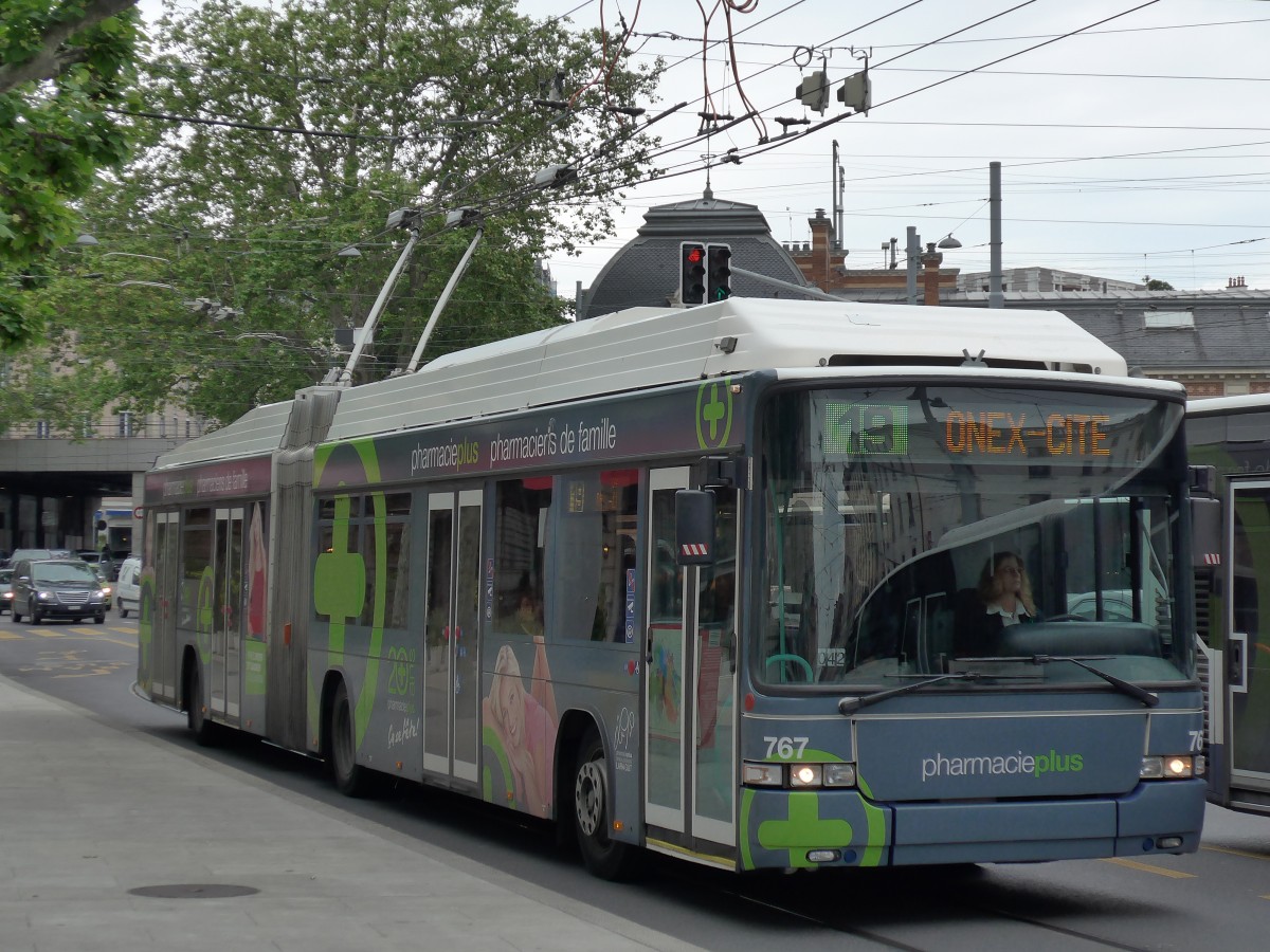 (150'831) - TPG Gen�ve - Nr. 767 - Hess/Hess Gelenktrolleybus am 26. Mai 2014 in Gen�ve, Place des Vingt-Deux-Cantons