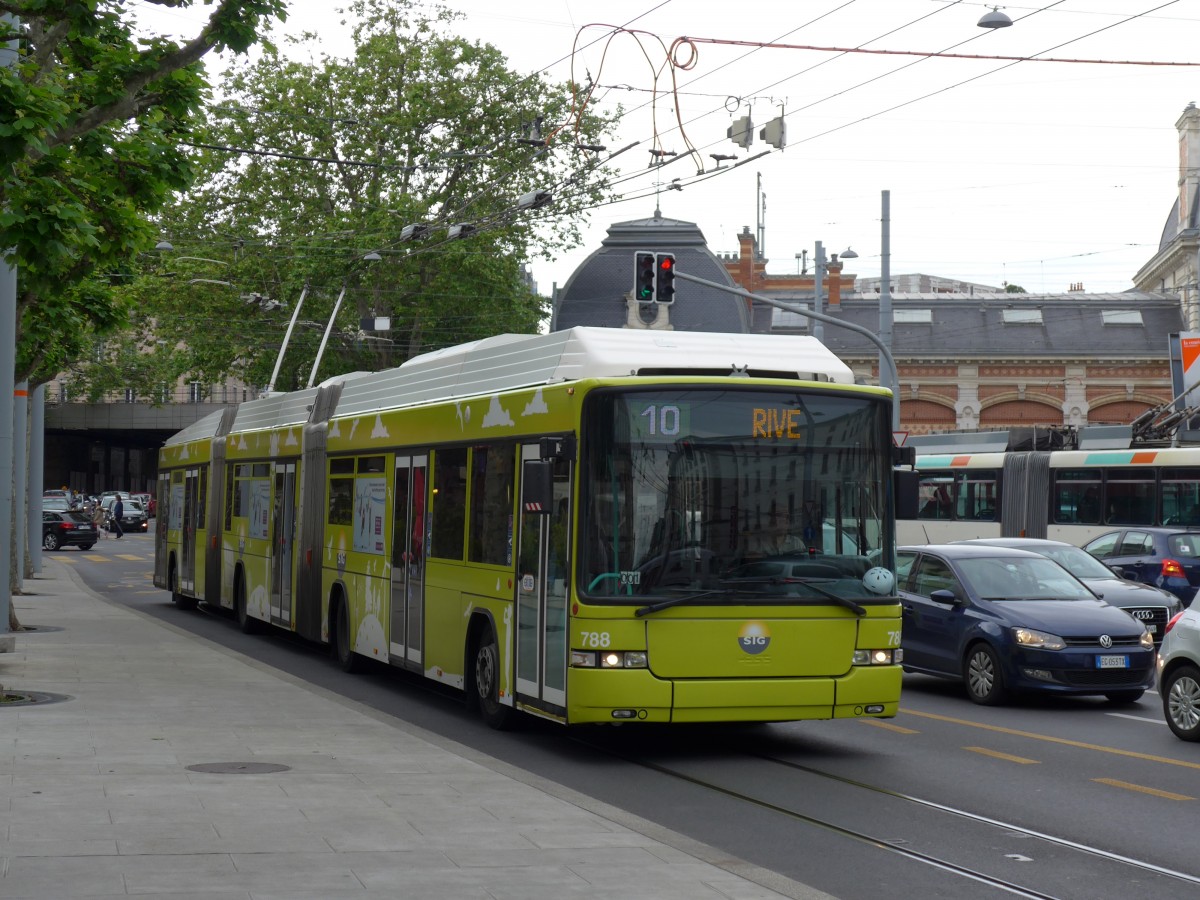 (150'842) - TPG Gen�ve - Nr. 788 - Hess/Hess Doppelgelenktrolleybus am 26. Mai 2014 in Gen�ve, Place des Vingt-Deux-Cantons
