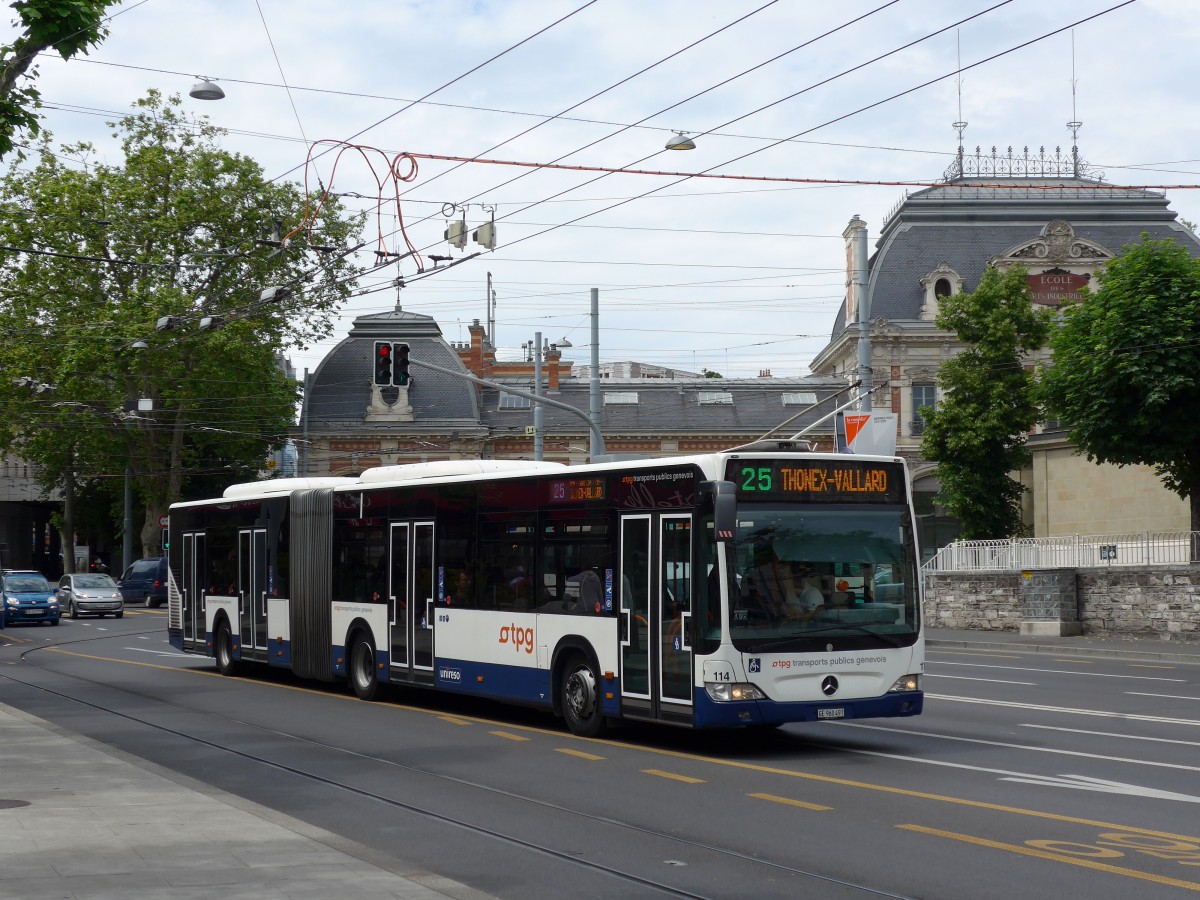 (150'867) - TPG Gen�ve - Nr. 114/GE 960'497 - Mercedes am 26. Mai 2014 in Gen�ve, Place des Vingt-Deux-Cantons