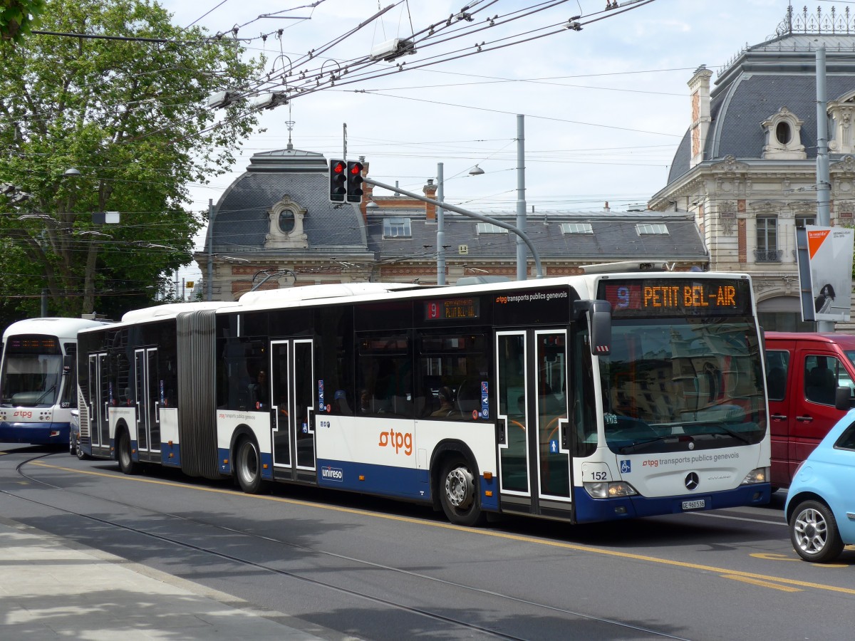 (150'873) - TPG Gen�ve - Nr. 152/GE 960'536 - Mercedes am 26. Mai 2014 in Gen�ve, Place des Vingt-Deux-Cantons