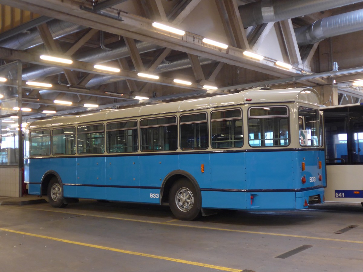 (151'206) - TL Lausanne (R�trobus) - Nr. 933 - Moser/Eggli-Mischler Personenanh�nger am 1. Juni 2014 in Lausanne, D�p�t Borde