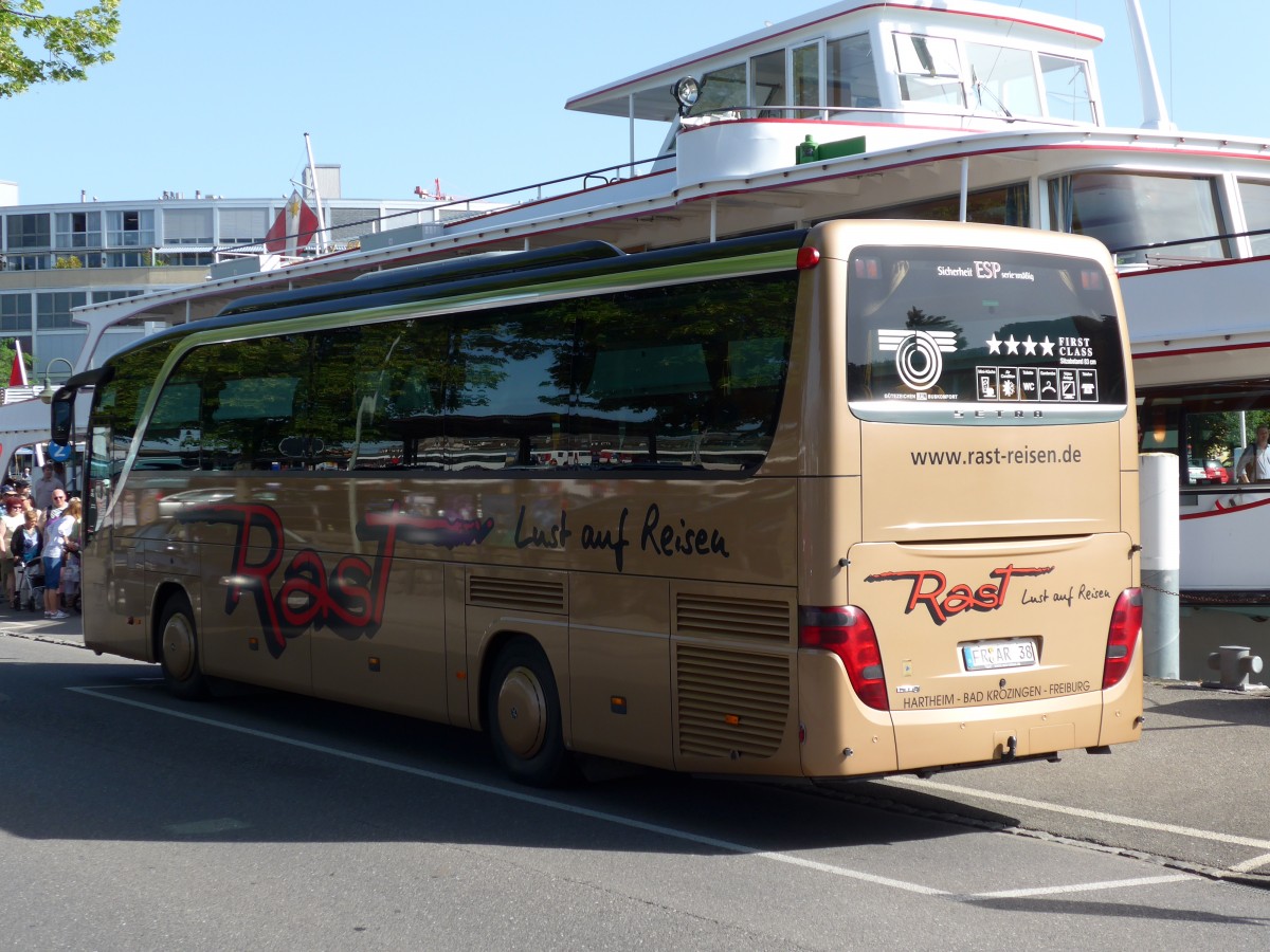 (151'232) - Aus Deutschland: Rast, Hartheim - FR-AR 38 - Setra am 8. Juni 2014 bei der Schiffl�ndte Thun