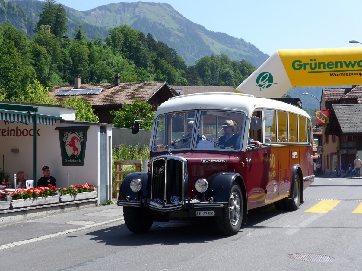 (151'246) - Bechter, Kriens - LU 82'380 - Saurer/Krapf (ex M�nch, D-Marienberg; ex Spirig, Widnau; ex RhV Altst�tten Nr. 33; ex Th�r, Eichberg) am 8. Juni 2014 in Brienz, OiO